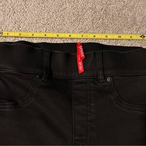 Spanx Crop Kick Flare Black Jeans XSP